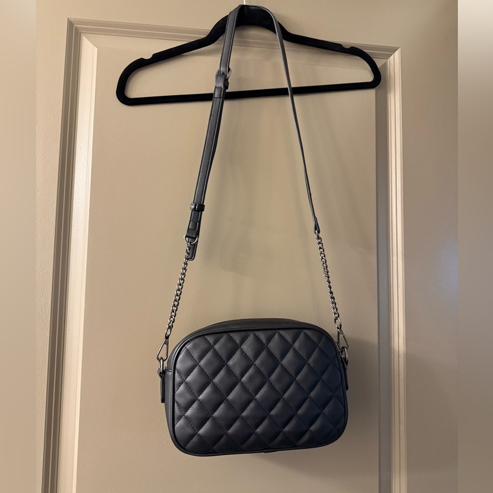 lola mae Quilted Crossbody Bag